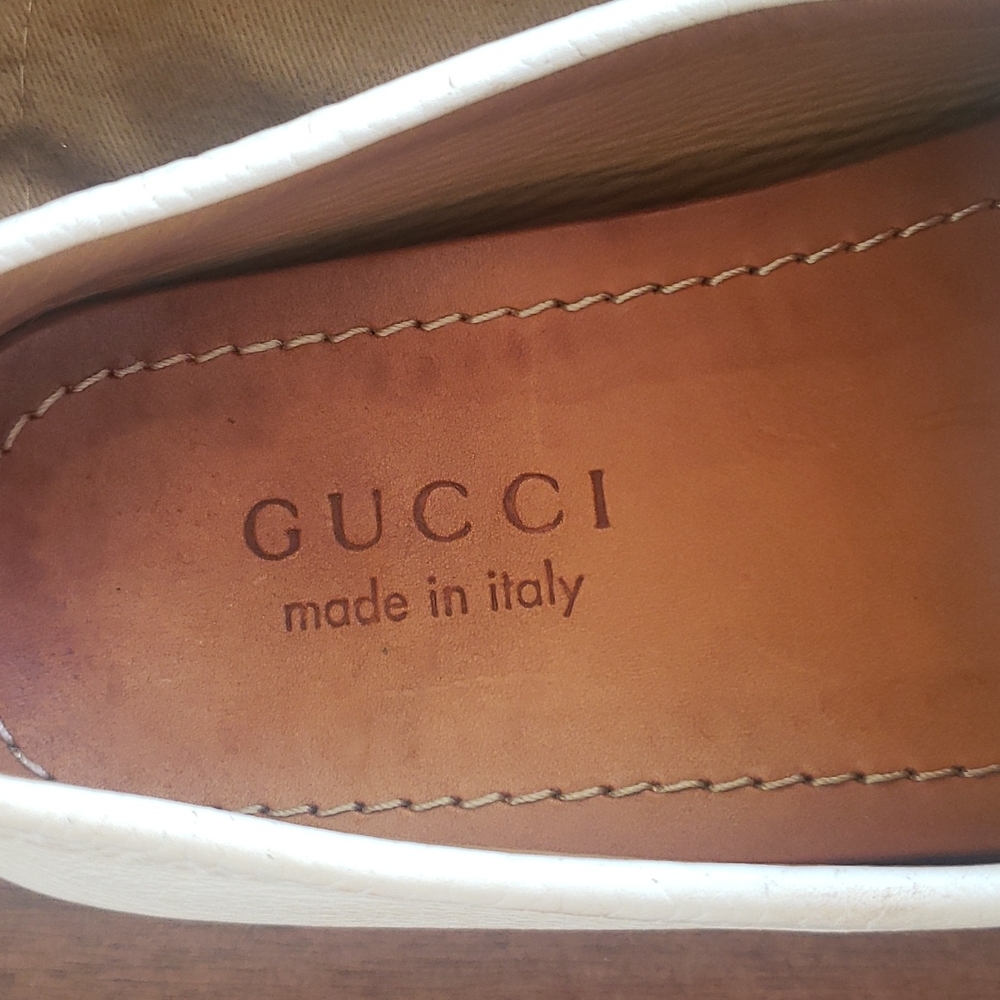 GUCCI White Web Drivers  Horsebit Unisex - Picture 6 of 15